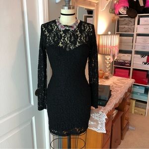 Sweetheart Neckline Lace Dress